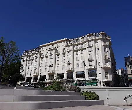 Studio Grand Hotel Chatel Guyon Exterior photo